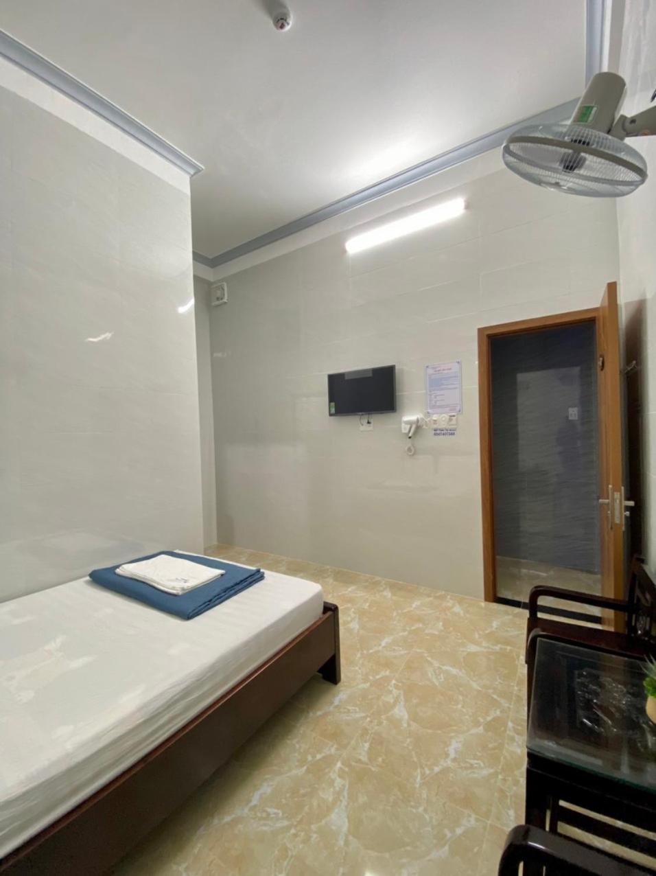 Nha Nghi Duy Tan Motel 140 Nguyen Du 0353007568 Quảng Ngãi Buitenkant foto
